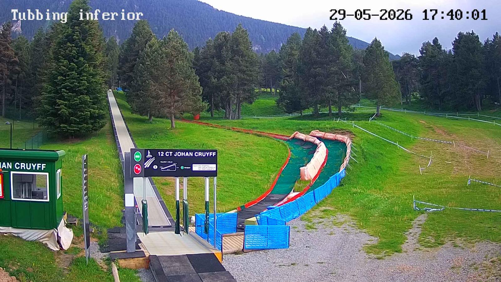 Webcam La Molina: Tubbing i cinta