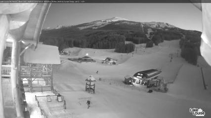 Lake Louise webcam