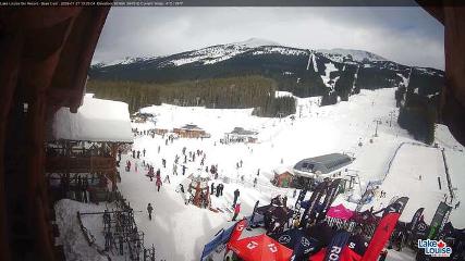 Lake Louise webcam