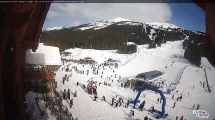 Lake Louise webcam