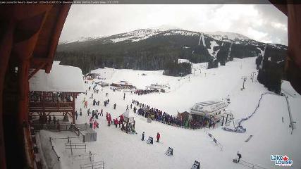 Lake Louise webcam