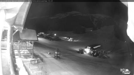 Lake Louise webcam