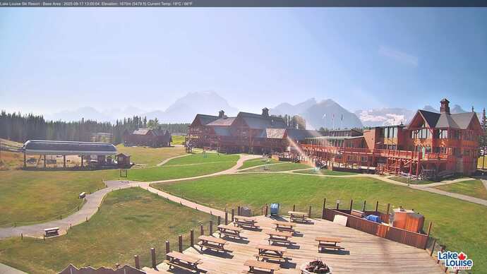 Webcam Lake Louise: Lodge of ten peaks