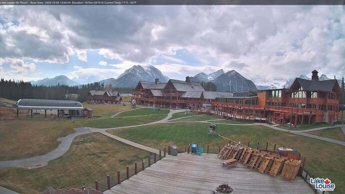 Webcam Lake Louise: Lodge of ten peaks