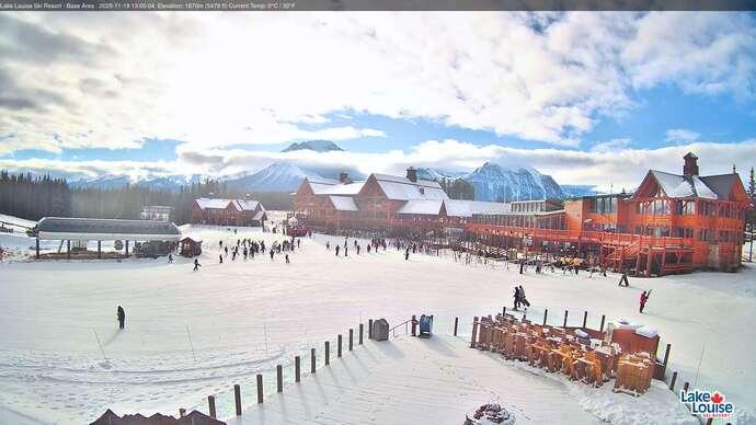 Webcam Lake Louise: Lodge of ten peaks