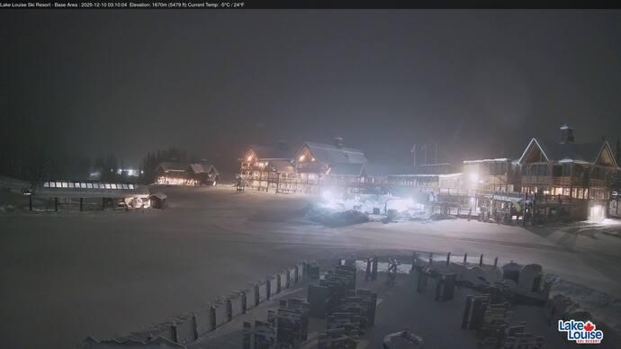 Webcam Lake Louise: Lodge of ten peaks