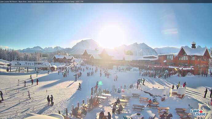 Webcam Lake Louise: Lodge of ten peaks