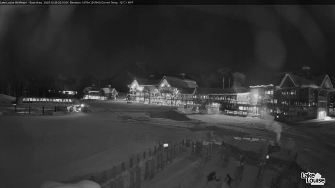 Webcam Lake Louise: Lodge of ten peaks