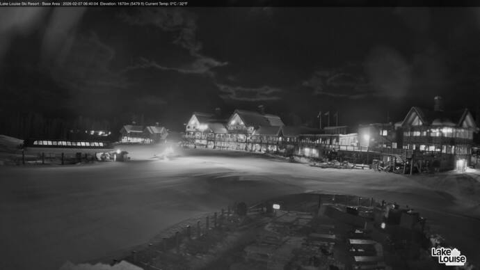 Webcam Lake Louise: Lodge of ten peaks