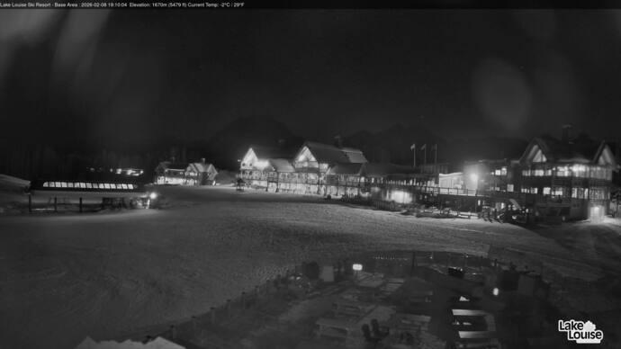 Webcam Lake Louise: Lodge of ten peaks
