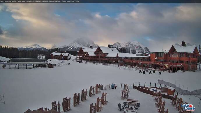Webcam Lake Louise: Lodge of ten peaks