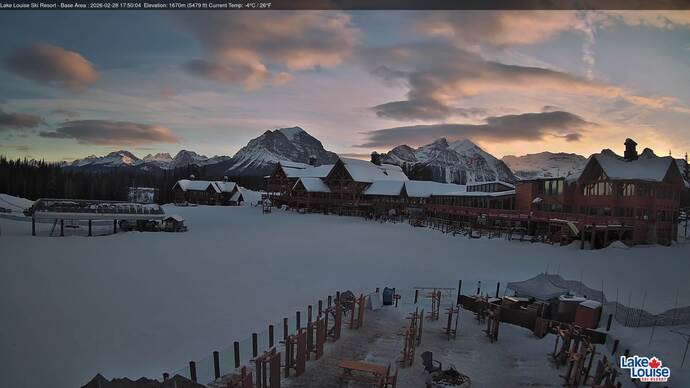 Webcam Lake Louise: Lodge of ten peaks