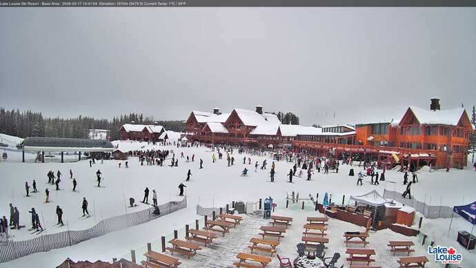 Webcam Lake Louise: Lodge of ten peaks