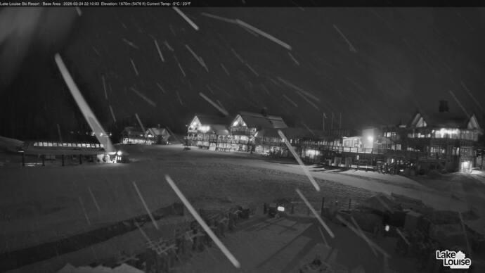 Webcam Lake Louise: Lodge of ten peaks