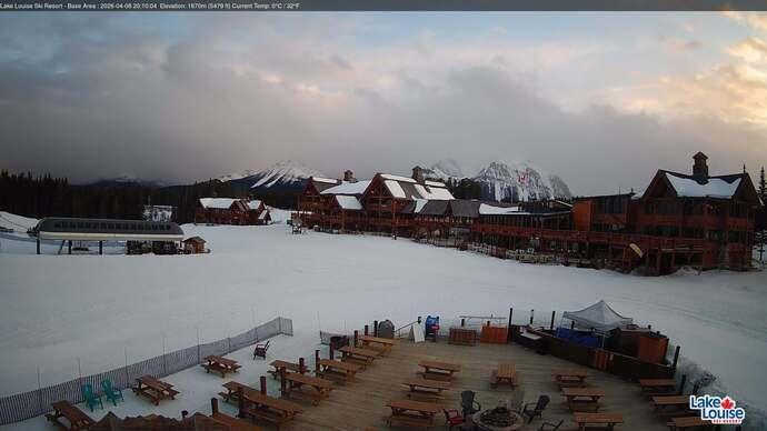 Webcam Lake Louise: Lodge of ten peaks