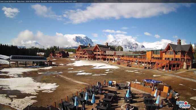 Webcam Lake Louise: Lodge of ten peaks