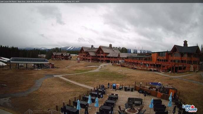 Webcam Lake Louise: Lodge of ten peaks