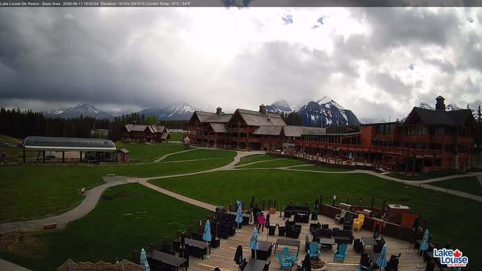 Webcam Lake Louise: Lodge of ten peaks