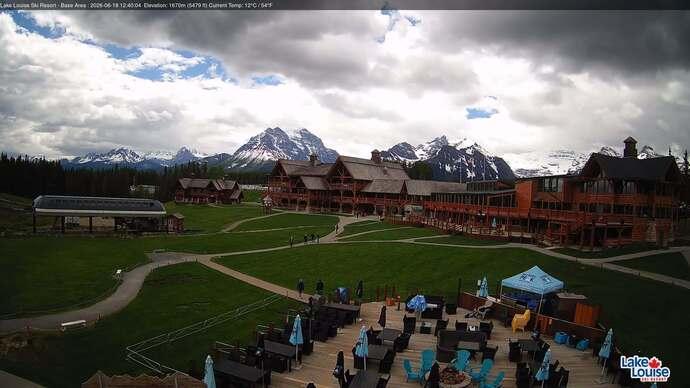 Webcam Lake Louise: Lodge of ten peaks
