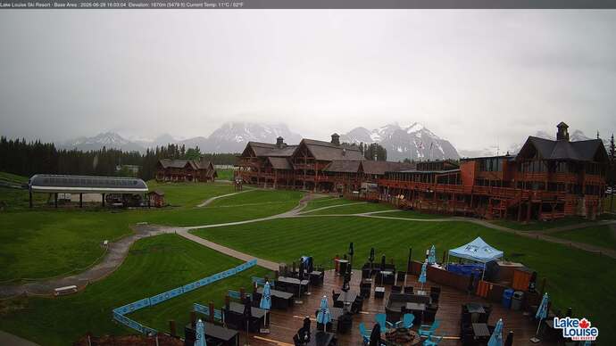 Webcam Lake Louise: Lodge of ten peaks