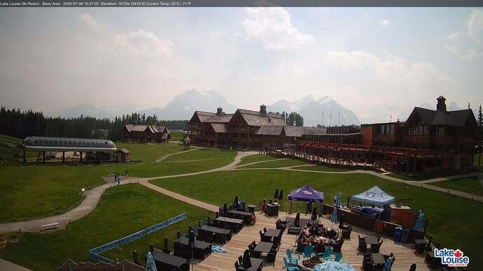 Webcam Lake Louise: Lodge of ten peaks