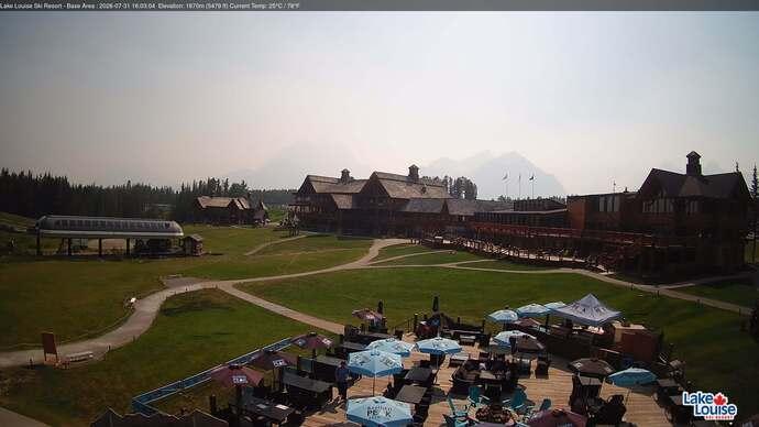 Webcam Lake Louise: Lodge of ten peaks