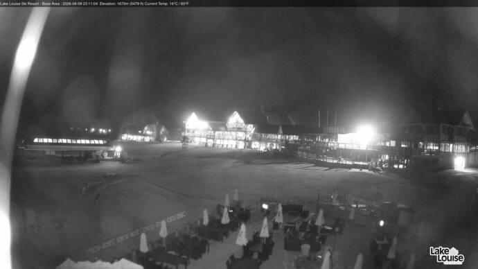 Webcam Lake Louise: Lodge of ten peaks