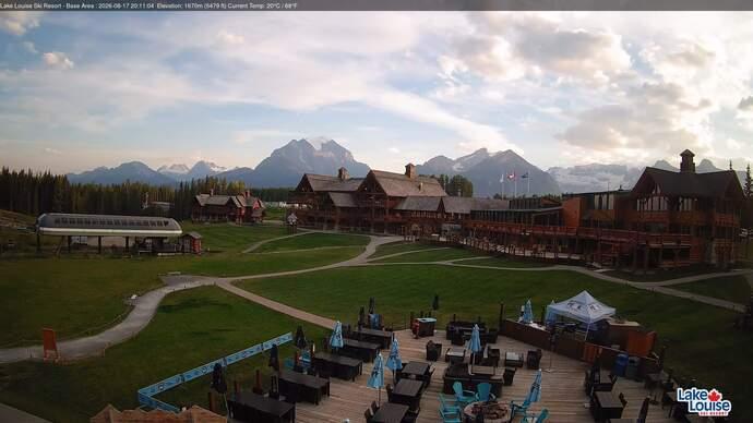 Webcam Lake Louise: Lodge of ten peaks