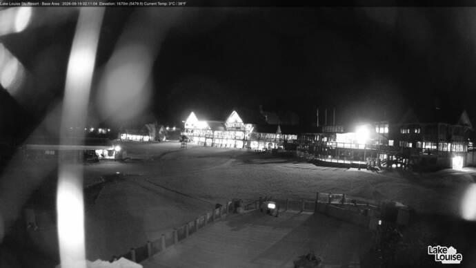 Webcam Lake Louise: Lodge of ten peaks