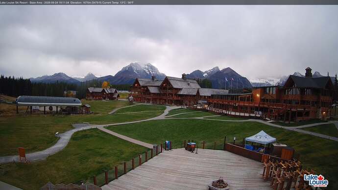Webcam Lake Louise: Lodge of ten peaks