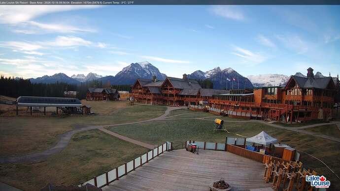 Webcam Lake Louise: Lodge of ten peaks