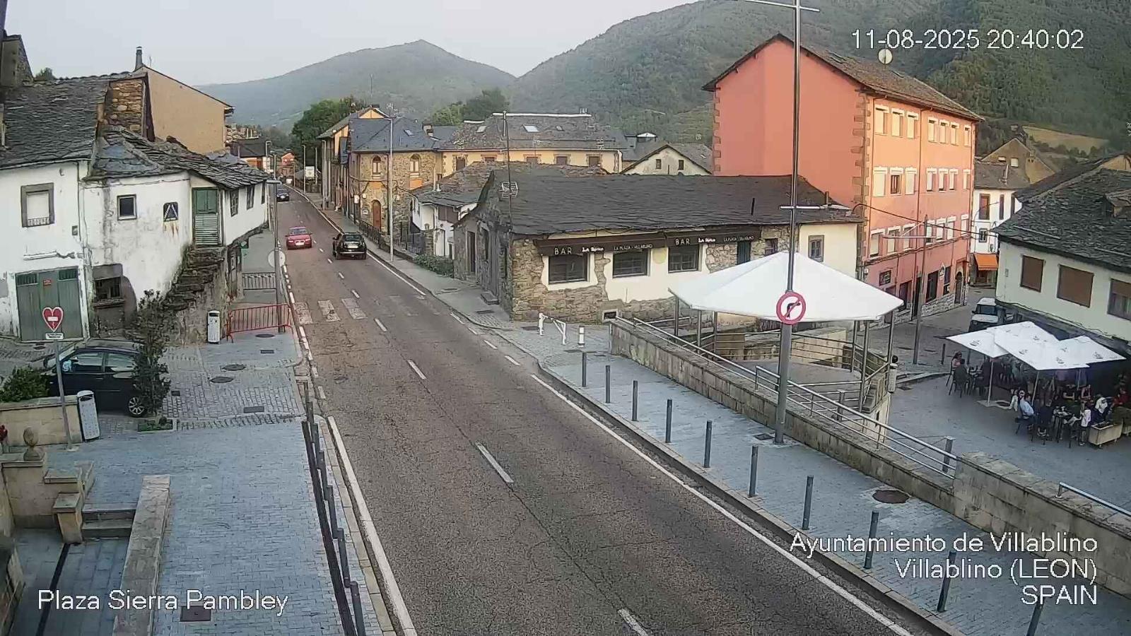 Webcam Leitariegos: Plaza Sierra Pambley