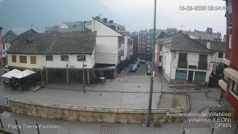 Webcam Leitariegos: Plaza Sierra Pambley