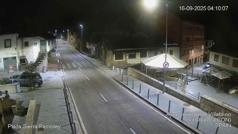 Webcam Leitariegos: Plaza Sierra Pambley