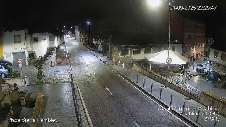 Webcam Leitariegos: Plaza Sierra Pambley