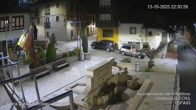 Webcam Leitariegos: Plaza Sierra Pambley