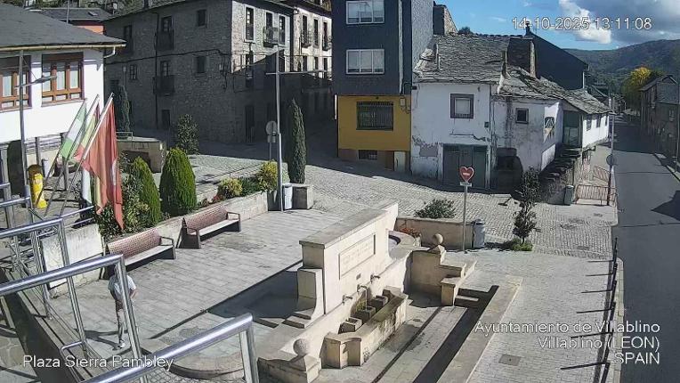 Webcam Leitariegos: Plaza Sierra Pambley