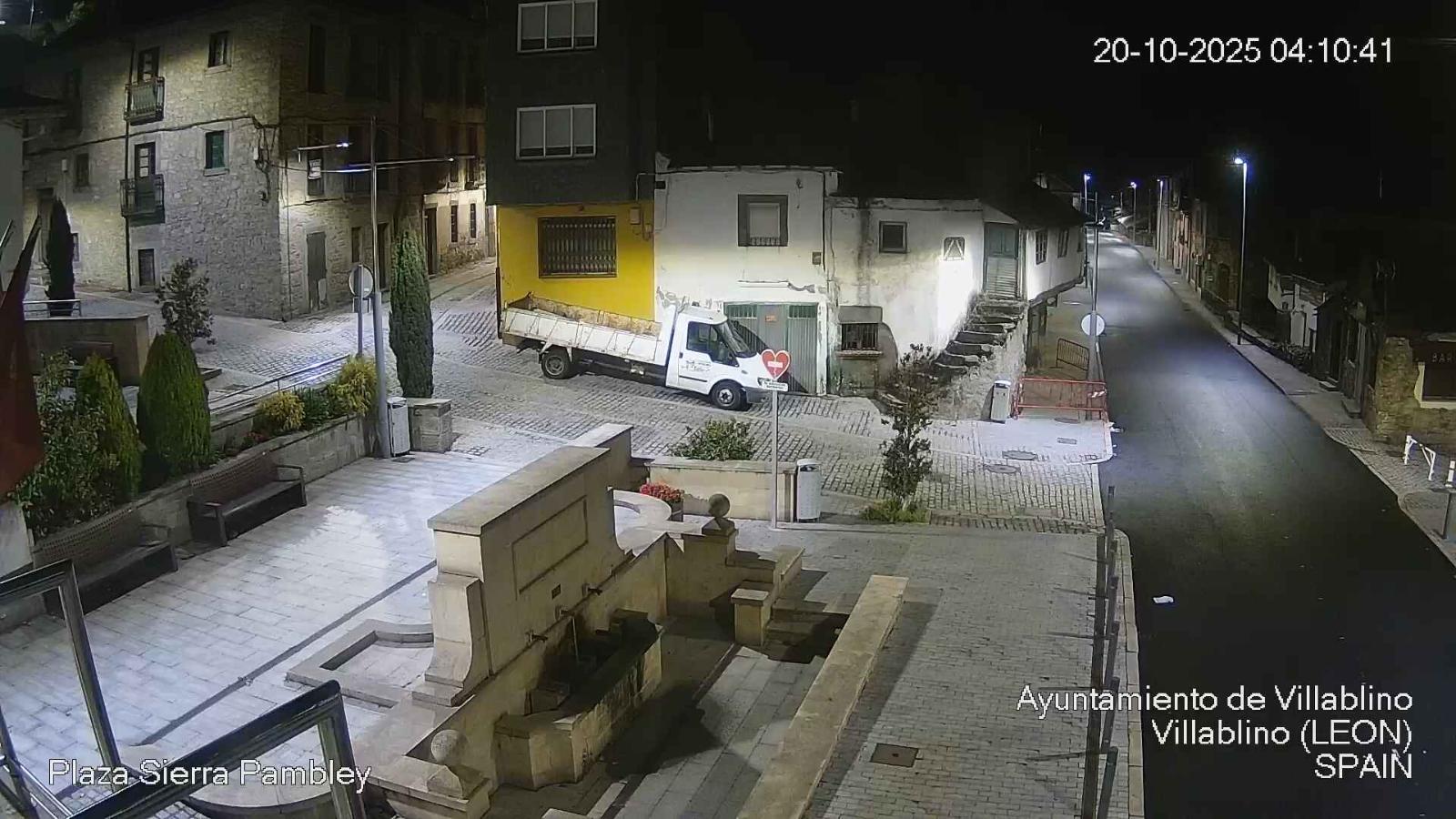 Webcam Leitariegos: Plaza Sierra Pambley