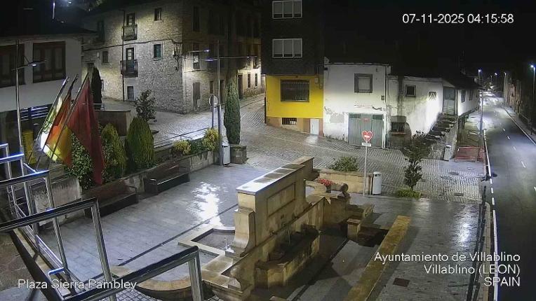 Webcam Leitariegos: Plaza Sierra Pambley