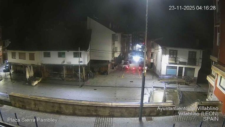 Webcam Leitariegos: Plaza Sierra Pambley