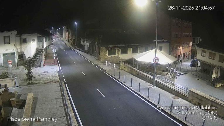 Webcam Leitariegos: Plaza Sierra Pambley