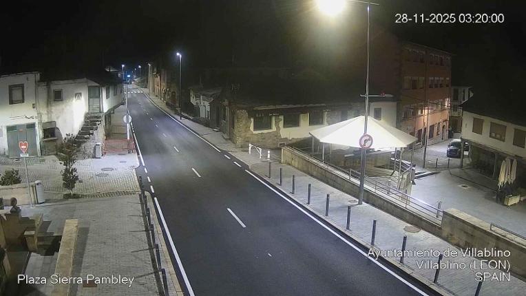 Webcam Leitariegos: Plaza Sierra Pambley