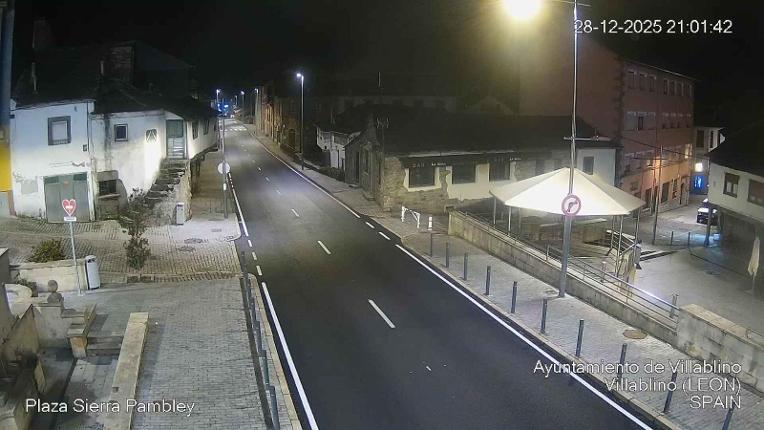 Webcam Leitariegos: Plaza Sierra Pambley