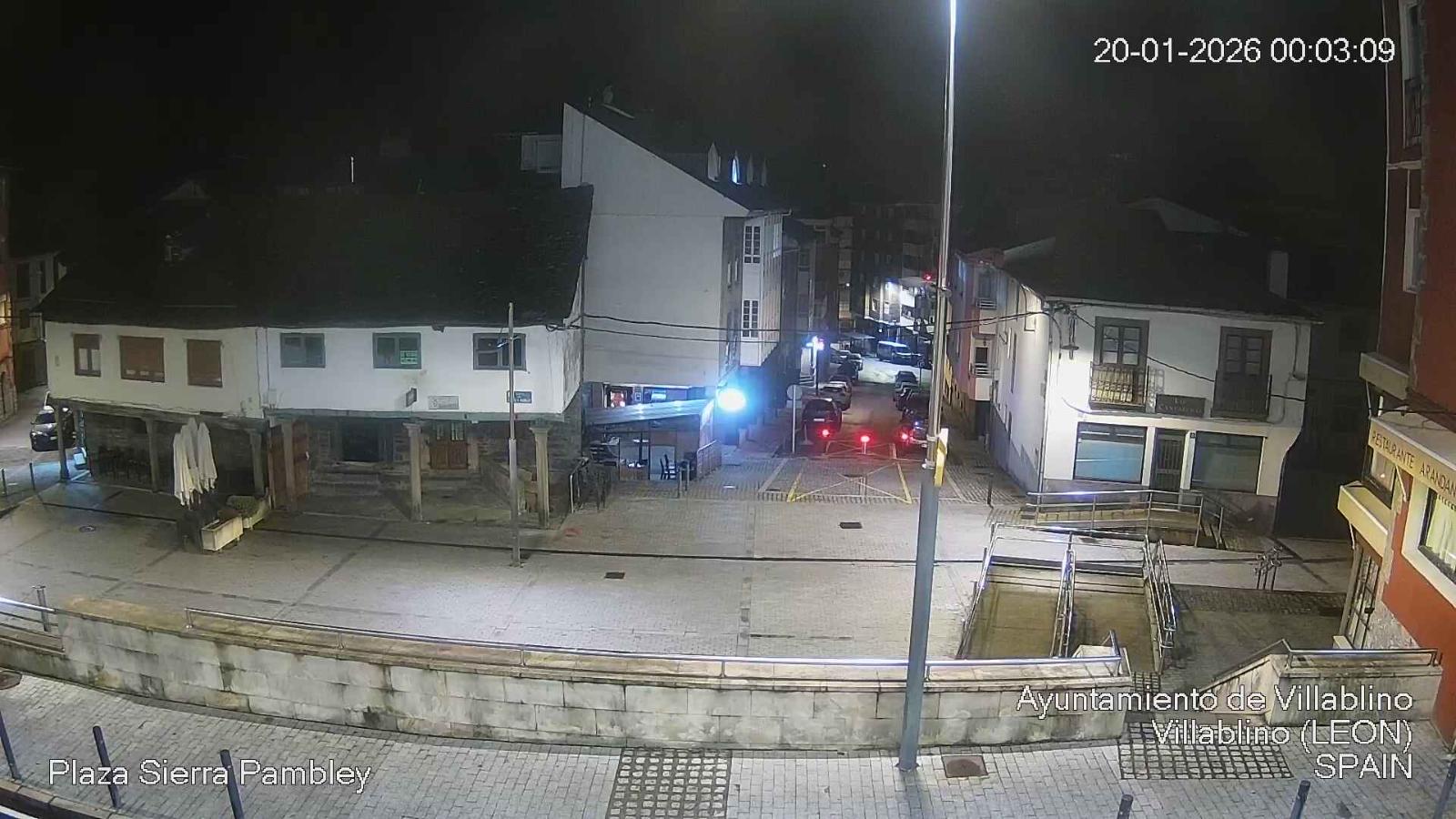 Webcam Leitariegos: Plaza Sierra Pambley