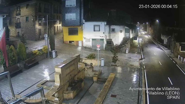 Webcam Leitariegos: Plaza Sierra Pambley