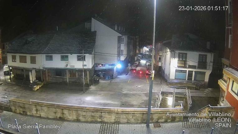 Webcam Leitariegos: Plaza Sierra Pambley