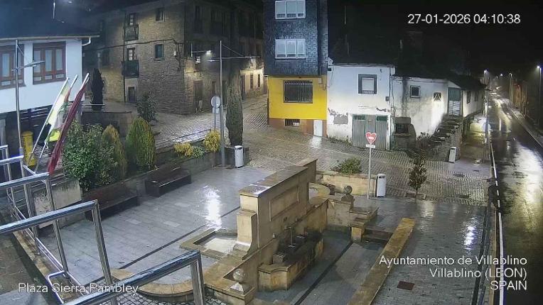 Webcam Leitariegos: Plaza Sierra Pambley