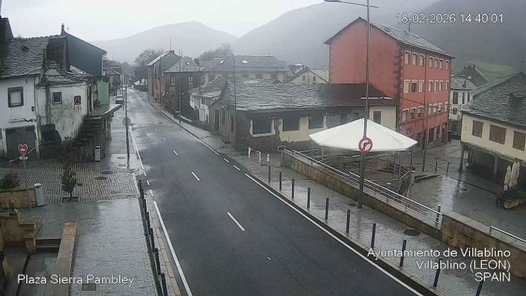 Webcam Leitariegos: Plaza Sierra Pambley