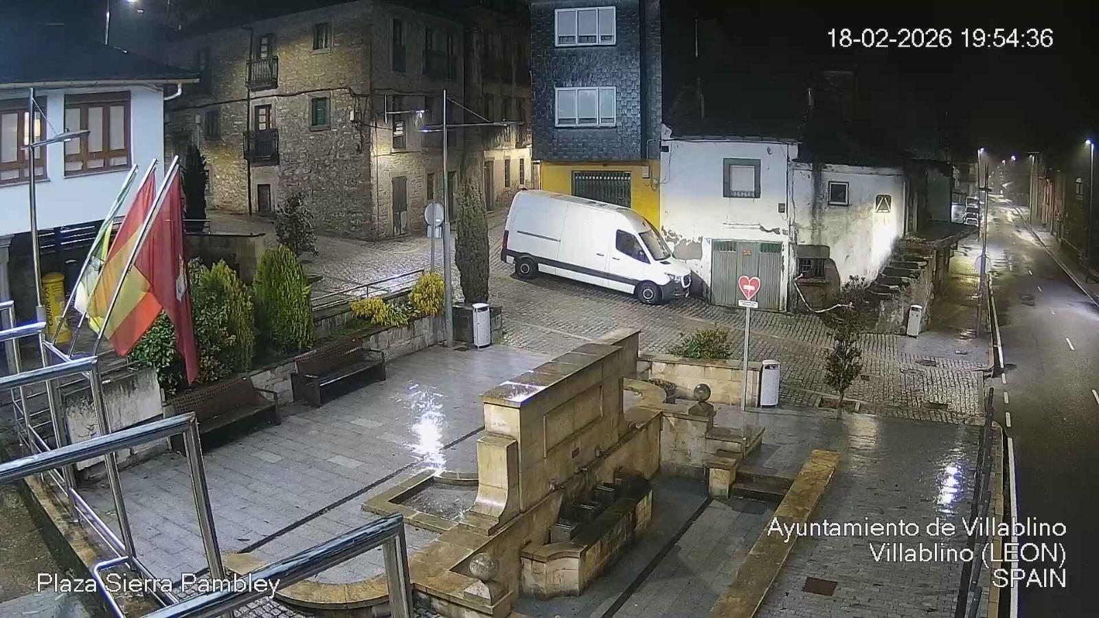 Webcam Leitariegos: Plaza Sierra Pambley