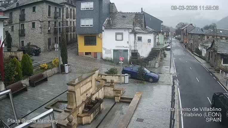 Webcam Leitariegos: Plaza Sierra Pambley